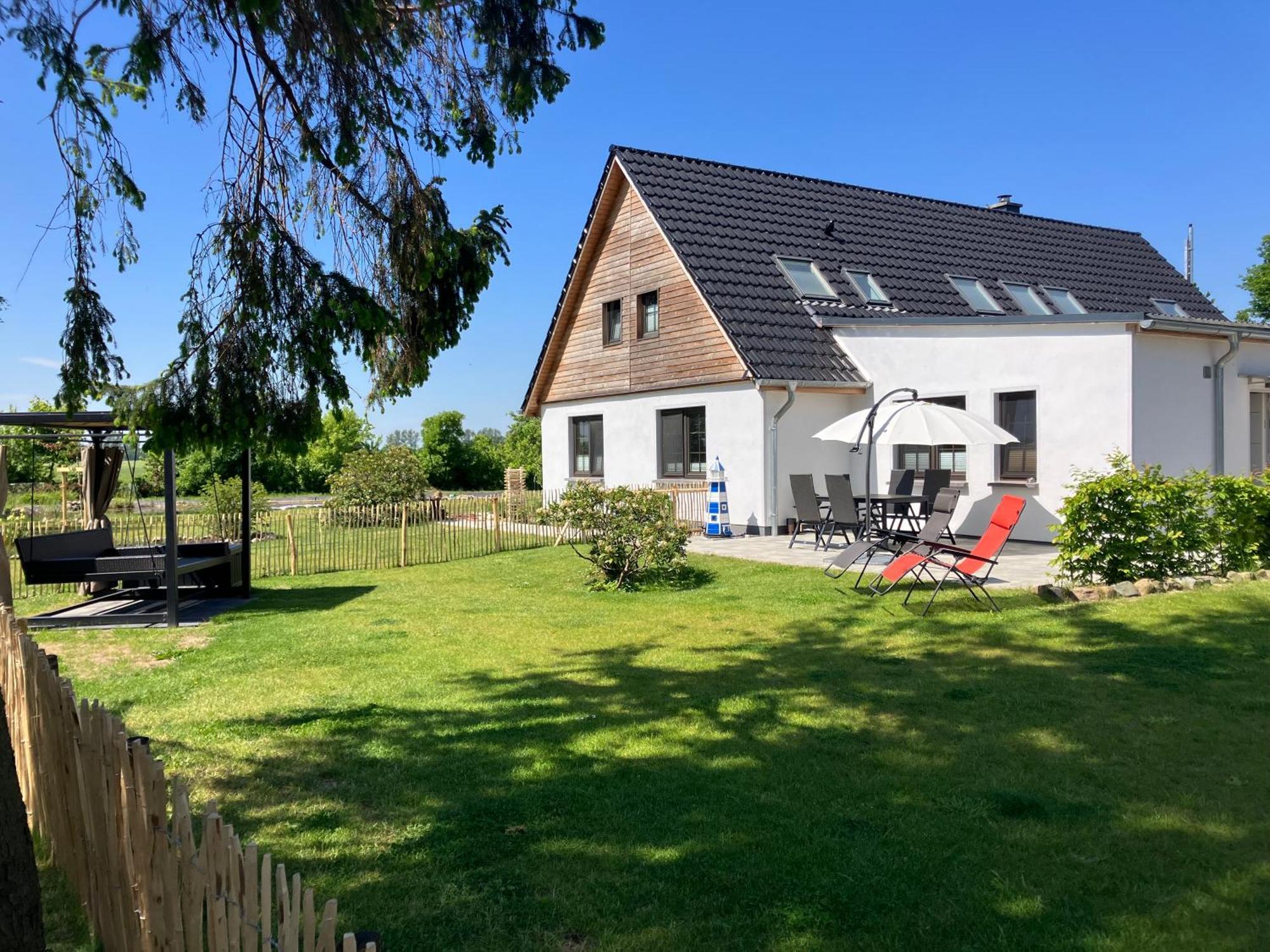 Grosse 4 Sterne Ferienwohnung Beim Boddenstrand Sundhagen-Niederhof المظهر الخارجي الصورة